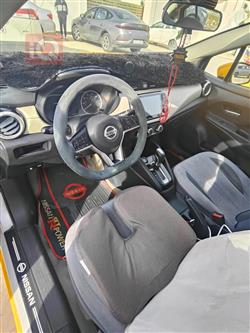 نيسان فيرسا